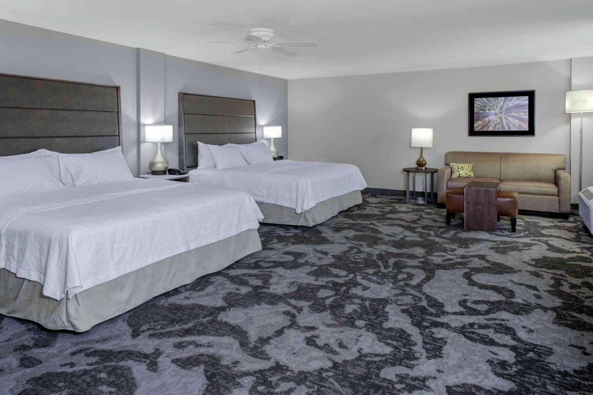 Homewood Suites By Hilton Lansing Eastwood Exterior photo