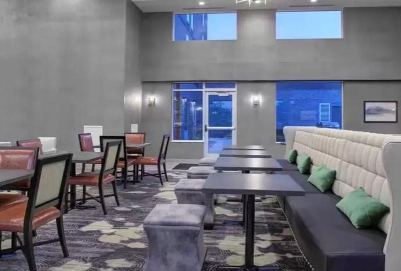 Homewood Suites By Hilton Lansing Eastwood Exterior photo